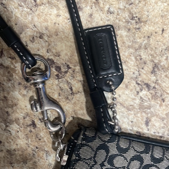 Navy Blue almost black Coach wristlet - Picture 8 of 8